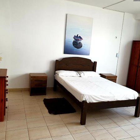 Guest House Mangui Baxu Rooms & Apartment Tarrafal  Kültér fotó