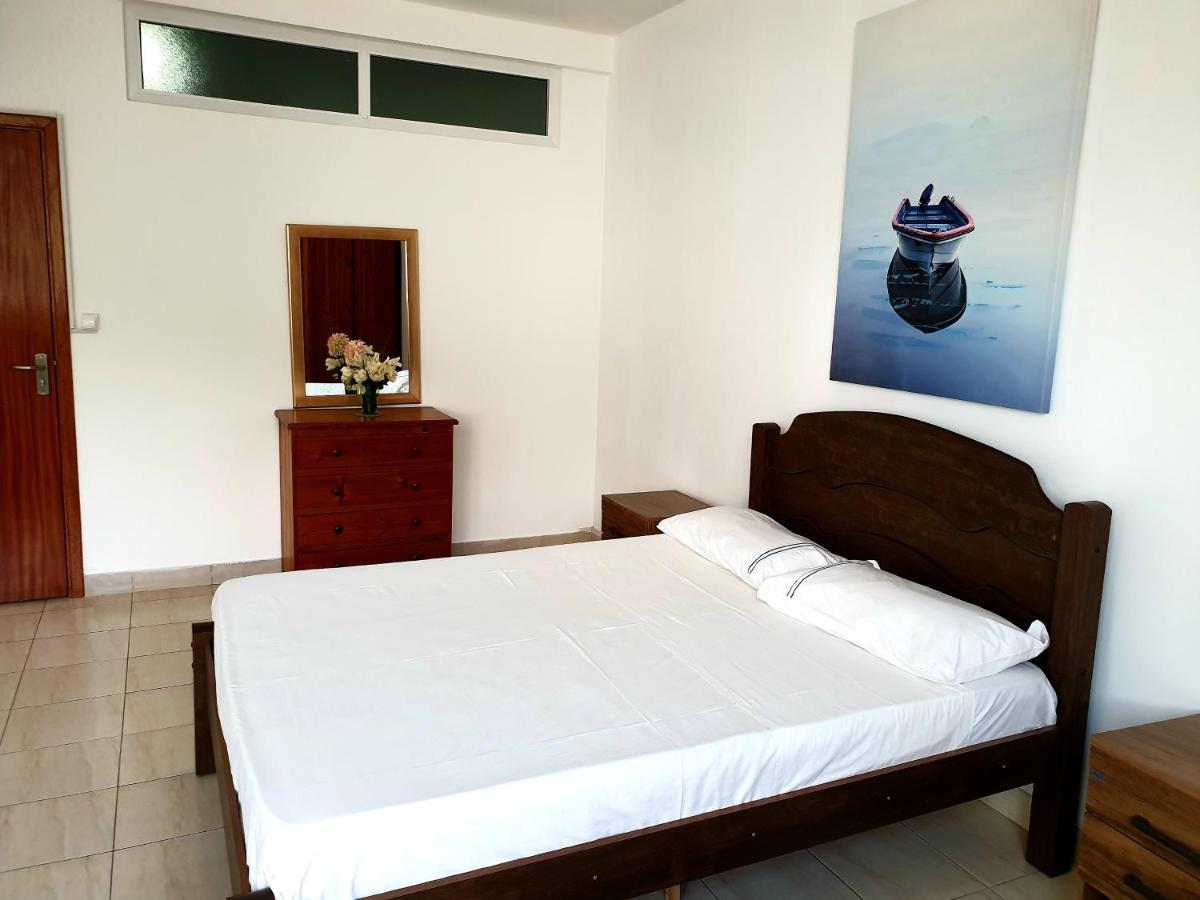 Guest House Mangui Baxu Rooms & Apartment Tarrafal  Kültér fotó