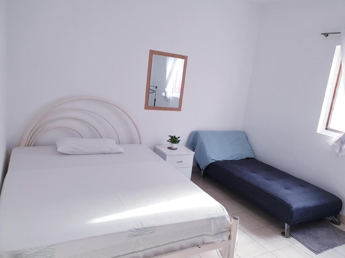 Guest House Mangui Baxu Rooms & Apartment Tarrafal  Kültér fotó