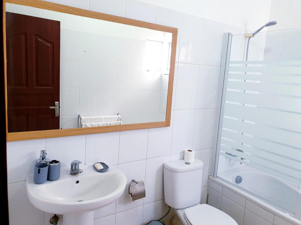 Guest House Mangui Baxu Rooms & Apartment Tarrafal  Kültér fotó